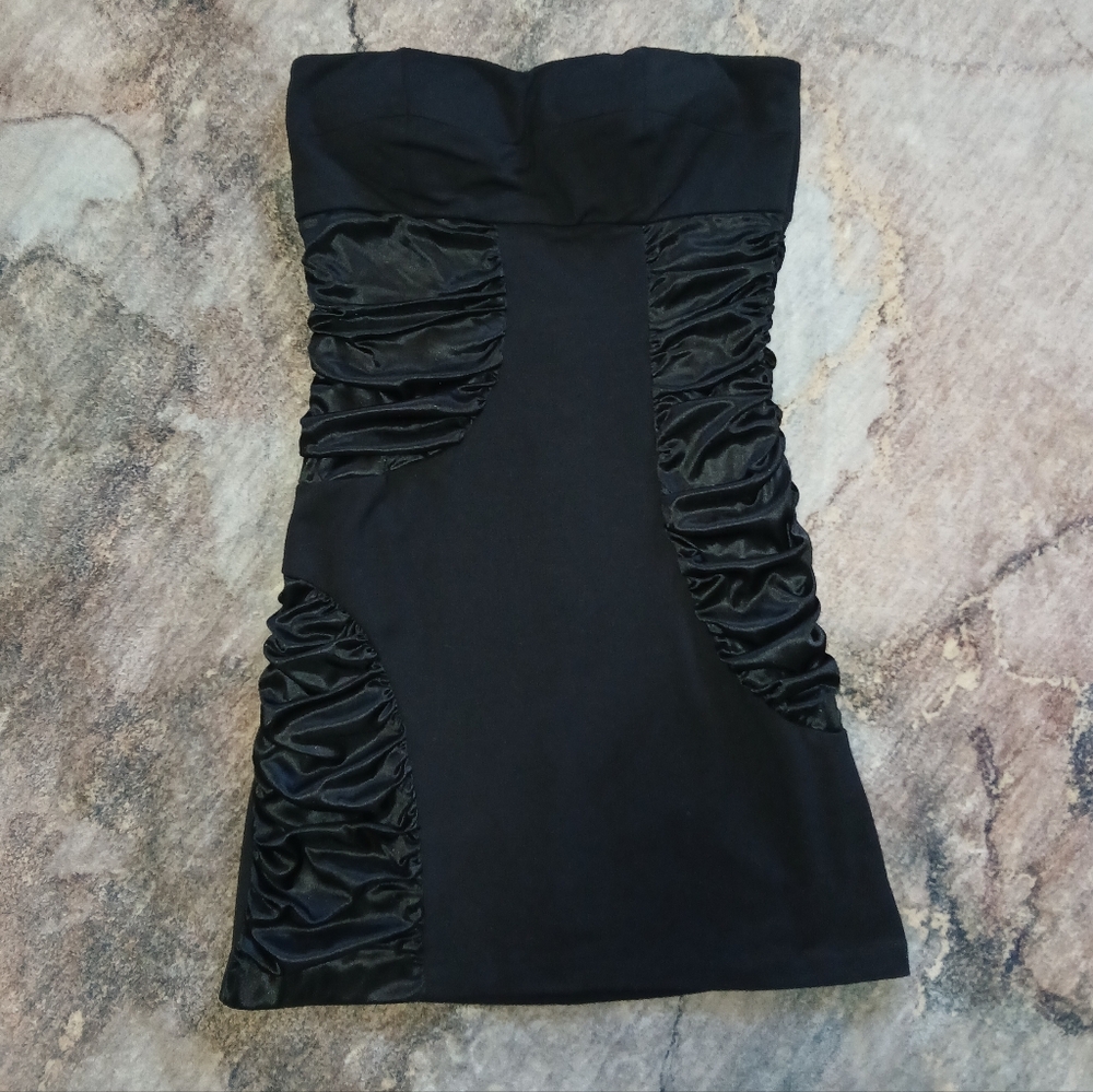 Alyn Paige Black Dress